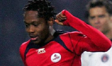 Στη Λιόν ο Μακούν