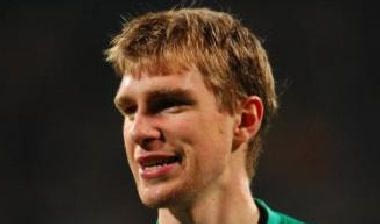 Ανανέωσε πρόωρα ο Μερτεζάκερ