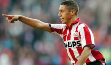 Θέλει Αϊσάτι ο Αγιαξ, αρνείται η Αϊντχόφεν