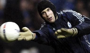 Ανανέωσε ο Τσεχ