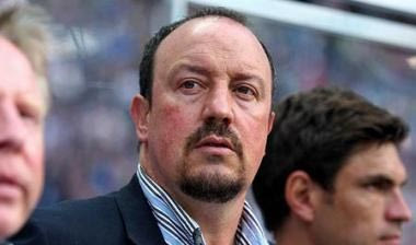 Μπενίτεθ: “Θα πρέπει να πουλάμε για να αγοράζουμε”