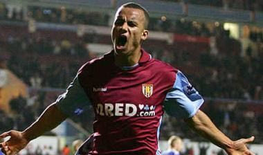 Στην Άστον Βίλα ως το 2012 ο Αγκμπονλαχόρ