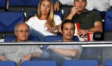 Στάση αναμονής ενόψει της συνέντευξης Νικολαϊδη