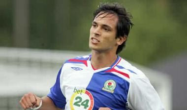 Πιστός στην Μπλάκμπερν ο Σάντα Κρουζ