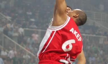 Υπέγραψε συμβόλαιο στους Pistons ο Acker