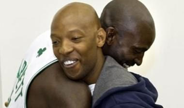 Συνεχίζει στους Celtics ο Cassell