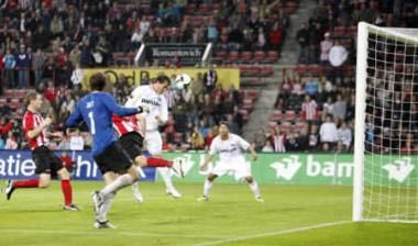 2ος γύρος: Πρόκριση για Αϊντχόφεν, Αγιαξ, Φέγενορντ