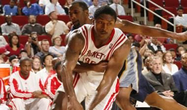 Ικανοποίηση στους Rockets με Artest