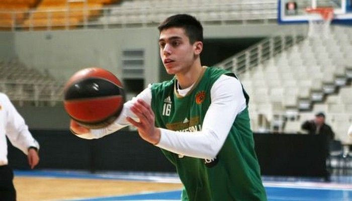 Την πόρτα του χειρουργείου πέρασε ο Κόνιαρης