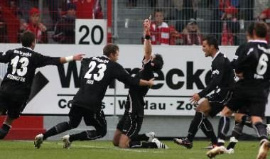 9η αγ.: Ανατροπή από Λυμπερόπουλο, σκόραρε κι ο Γκέκας (vids)