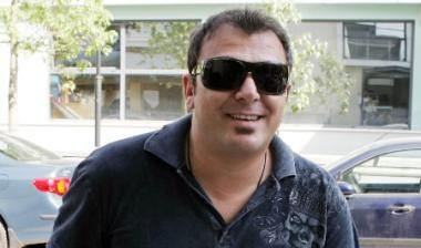 Ρέμος: “Πρέπει να είμαι ο πρώτος… λακαμάς που βάζει λεφτά από την τσέπη του!”