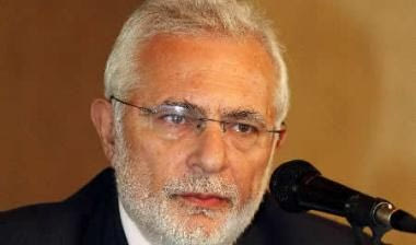 Τσαγκρώνης: “Κέντρο αποσταθεροποίησης το Υπουργείο”