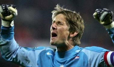 Ξανά στην Ολλανδία ο Φαν Ντερ Σαρ