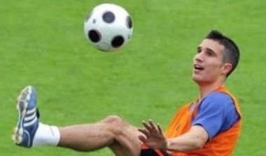 Αμφίβολοι με Ισλανδία οι Φαν Πέρσι, Χάιτινχα