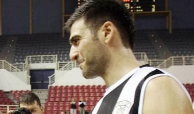 Μήνυμα…τρέλας έστειλε ο Βασιλειάδης