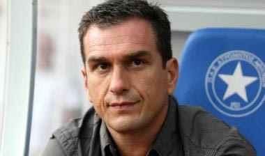 Περιμένει δύο ο Βούζας
