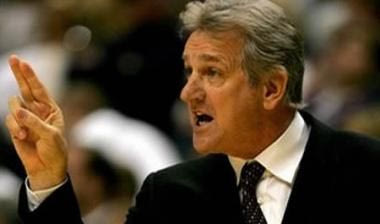 Εκτελεστικός αντιπρόεδρος των Mavs o Paul Westphal