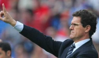 “Μαχαίρι” σε κέτσαπ και τηγανητά από τον Καπέλο