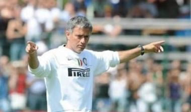 “Συγχωροχάρτι” από Μουρίνιο σε Αντριάνο, Ρανιέρι