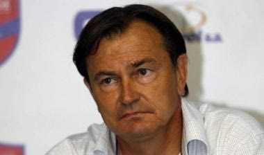 Νέα πρόσωπα στην αποστολή από Λίνεν