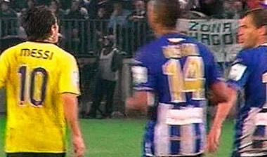 Ο Μέσι έφτυσε τον Ντούντα!