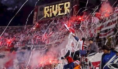 “Λεωφορειοπειρατεία” από οπαδούς της Ρίβερ Πλέιτ