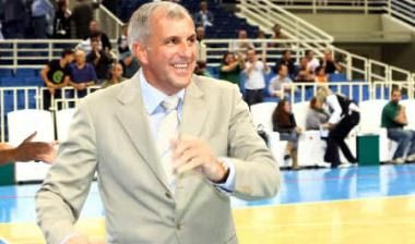 Ομπράντοβιτς: “Υπάρχει πρόβλημα όταν είσαι ελεύθερος και δεν έχεις εμπιστοσύνη να σουτάρεις”
