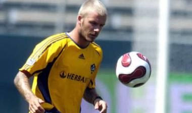 Στο Ντουμπάι θα γίνει Μιλανέζος ο Μπέκαμ