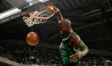 Επιασαν 12άρι οι Celtics. Ποτέ την Κυριακή οι Pistons