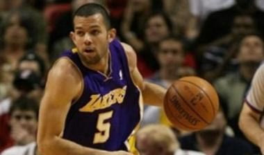 Οκτώ εβδομάδες εκτός δράσης ο Farmar