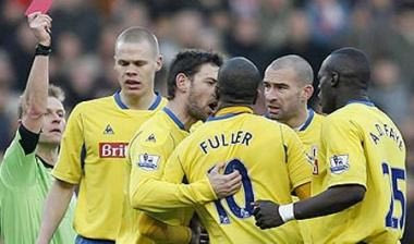 Αποβλήθηκε γιατί χαστούκισε τον αρχηγό του