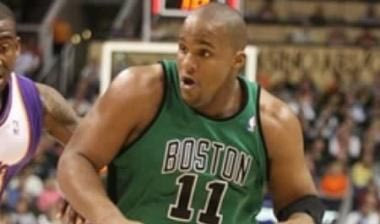 Ατύχημα για τον Glen Davis καθ’οδόν για το γήπεδο