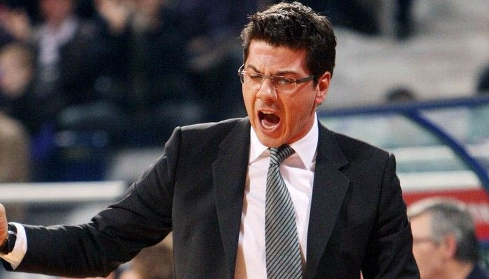 Tovarishch Φώτης