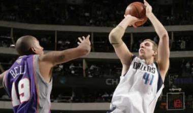 Πάρτι έκανε ο Nowitzki κόντρα στους Suns