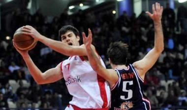 Ολυμπιακός-Πανιώνιος 81-65