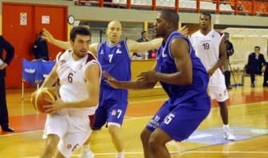 ΑΕΛ-Καβάλα 72-80