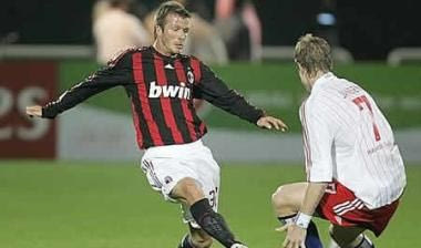 Φιλική νίκη της Μίλαν με ντεμπούτο Μπέκαμ (vid)