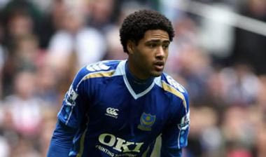 Παραμένει στην Πόρτσμουθ ο Τζόνσον