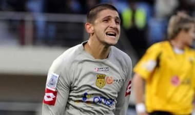 “Ταράζει τα νερά” με Ογκνιένοβιτς ο Εθνικός