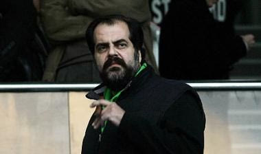 Πατέρας κατά Κόκκαλη