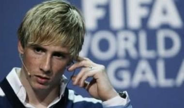 O Τόρες στηρίζει Μπενίτεθ και θέλει πρωτάθλημα