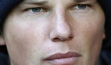 O Aρσάβιν θέλει τον κομμωτή του