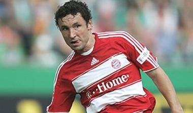 Κρεμάει τα παπούτσια του στην Αϊντχόφεν ο φαν Μπόμελ