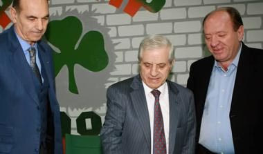 Π. Γιαννακόπουλος: Μήνυμα ενότητας και τετ-α-τετ με τεν Κάτε