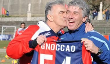 54χρονος Ιταλός κωμικός έκανε συμβόλαιο με τη Τζένοα