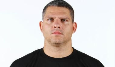 Ο Σ.Μανωλόπουλος μιλάει στο contra.gr και κρίνει τον Ολυμπιακό