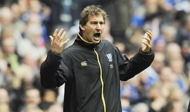 Στην πόρτα εξόδου ο Ανταμς