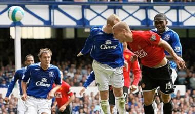 Στους Φέργκιουσον, Βίντιτς τα βραβεία του μήνα