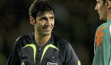 Ο Μπουσάκα σφυρίζει στο ΟΑΚΑ