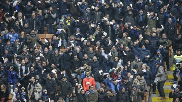 Τα επεισόδια με νεκρό στην Ιταλία θυμίζουν κάτι από Ελλάδα